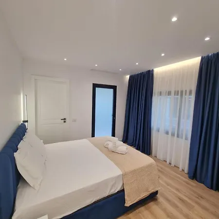 Am Luxury Τίρανα